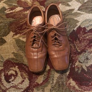 Rockport tie shoes